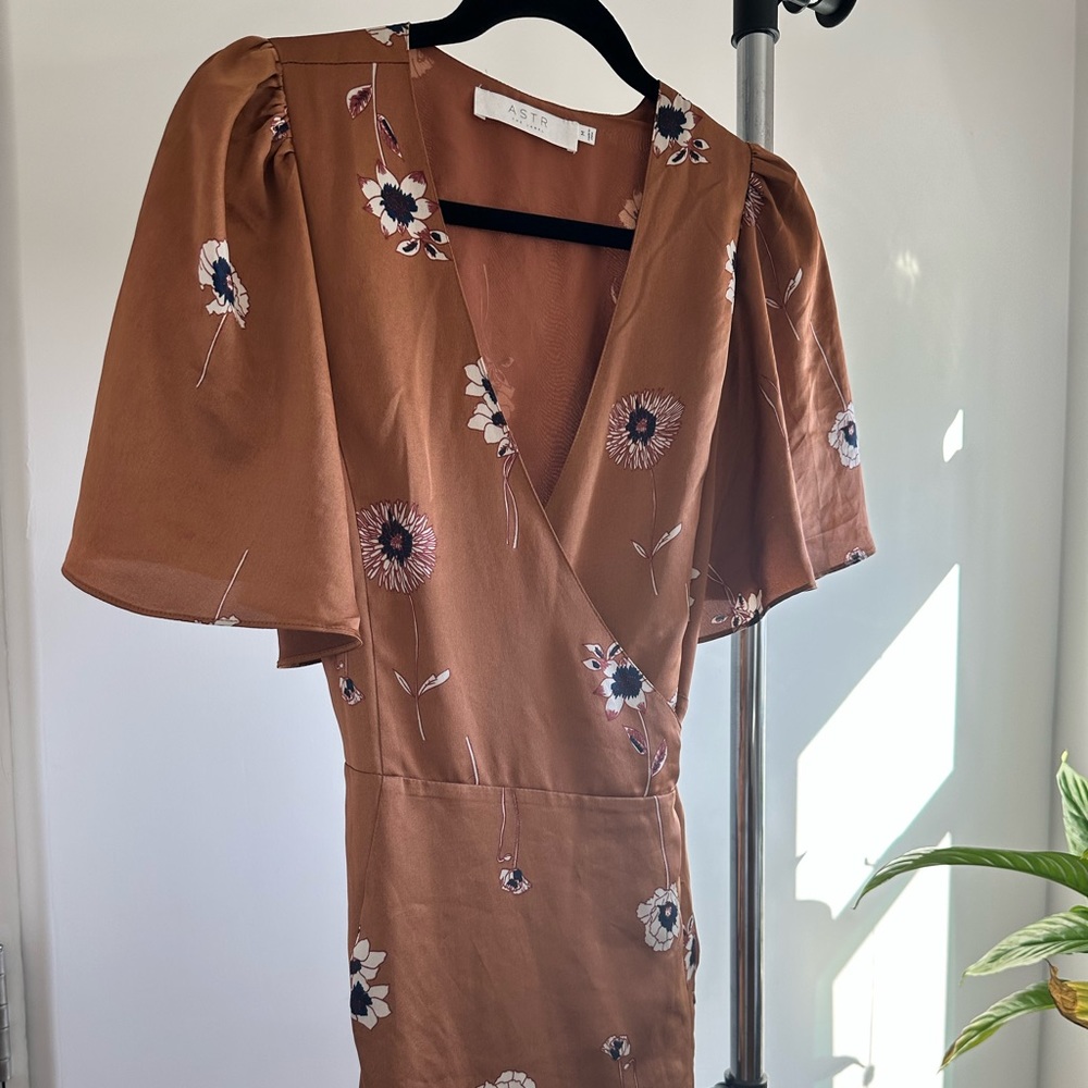 ASTR- the label Fiona Wrap copper dress